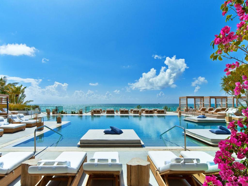 Отель 1 Hotel South Beach