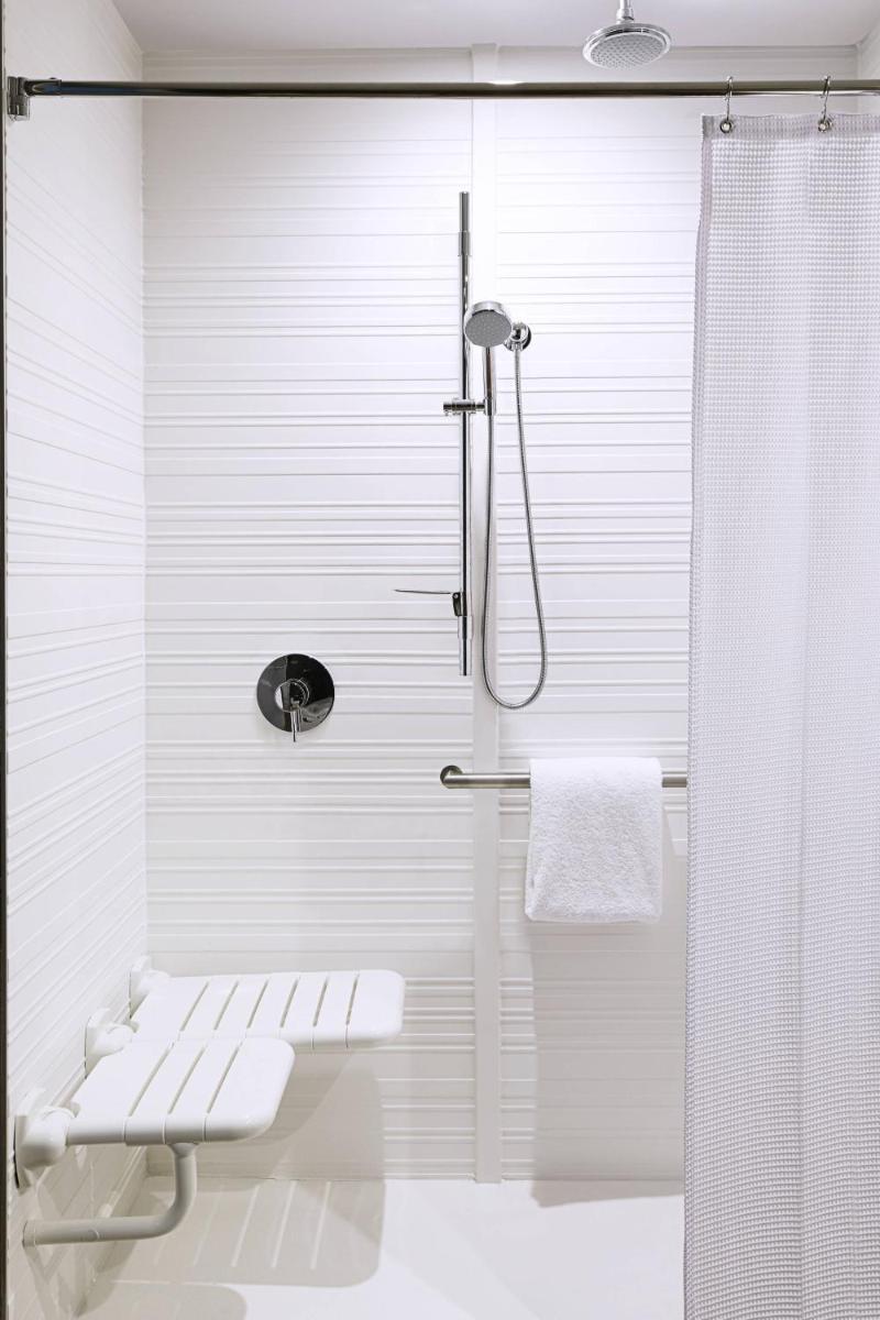 Отель AC Hotel by Marriott Miami Airport West/Doral