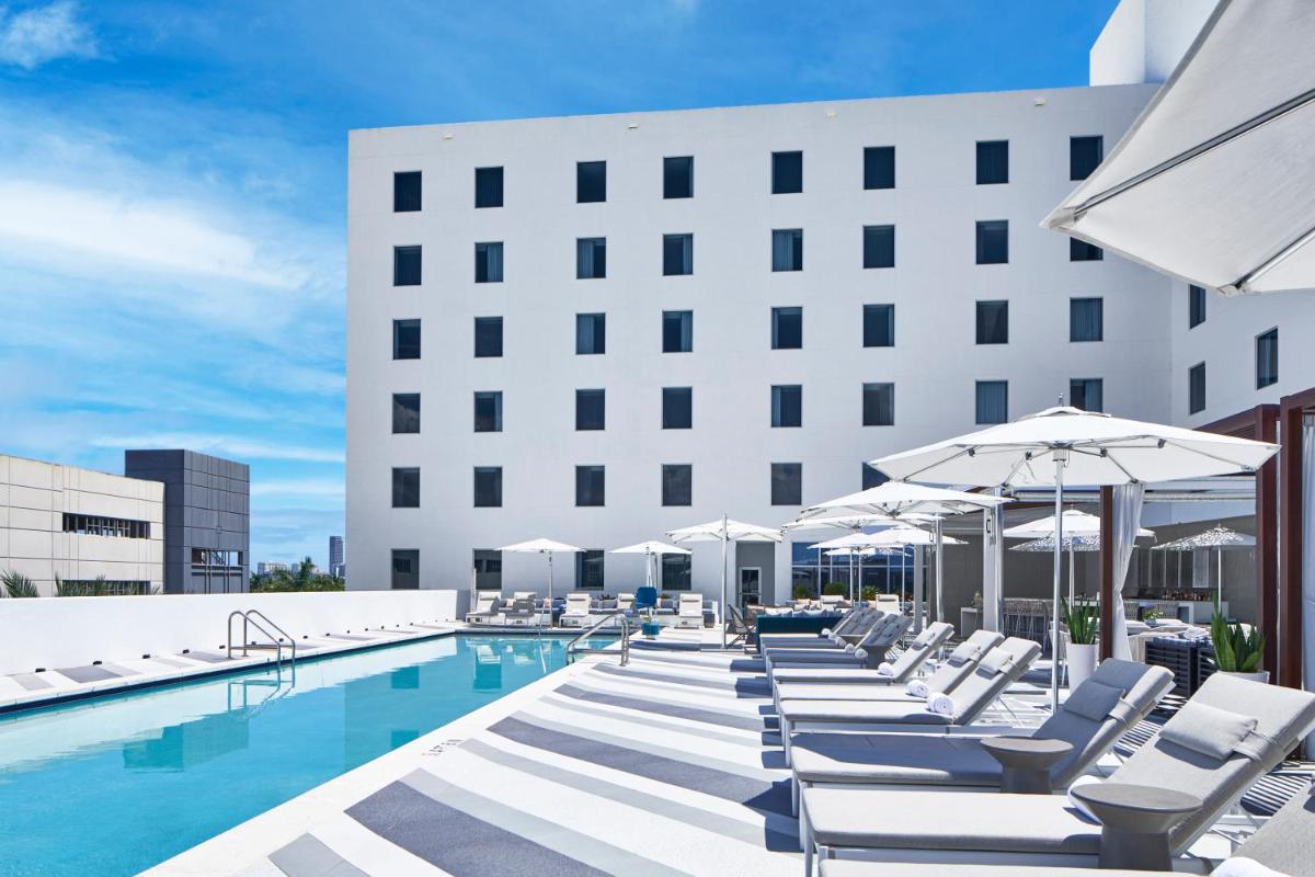 Отель AC Hotel by Marriott Miami Aventura