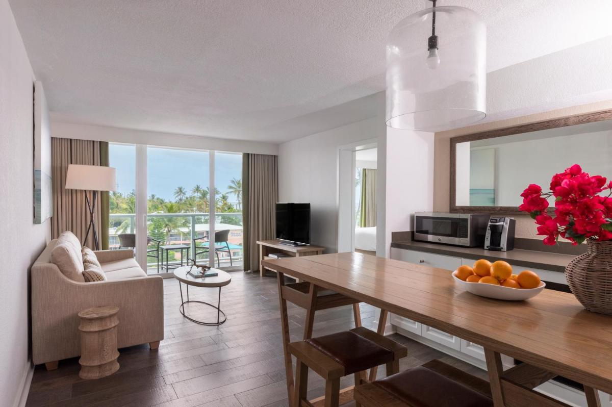 Отель Amara Cay Resort