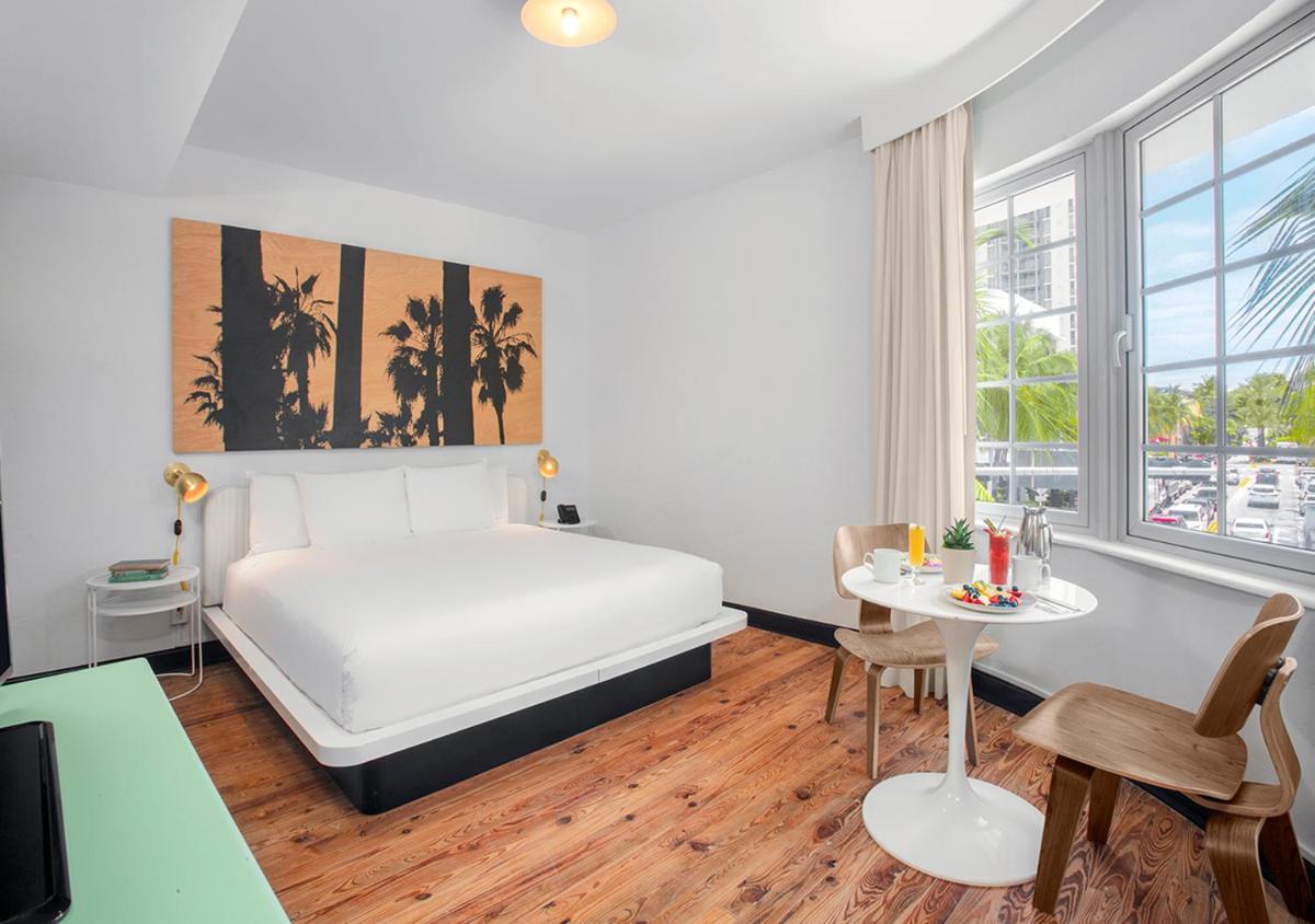 Отель AxelBeach Miami South Beach — Adults Only