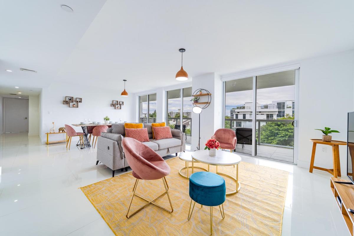Апартаменты Bay Harbor One Vacation