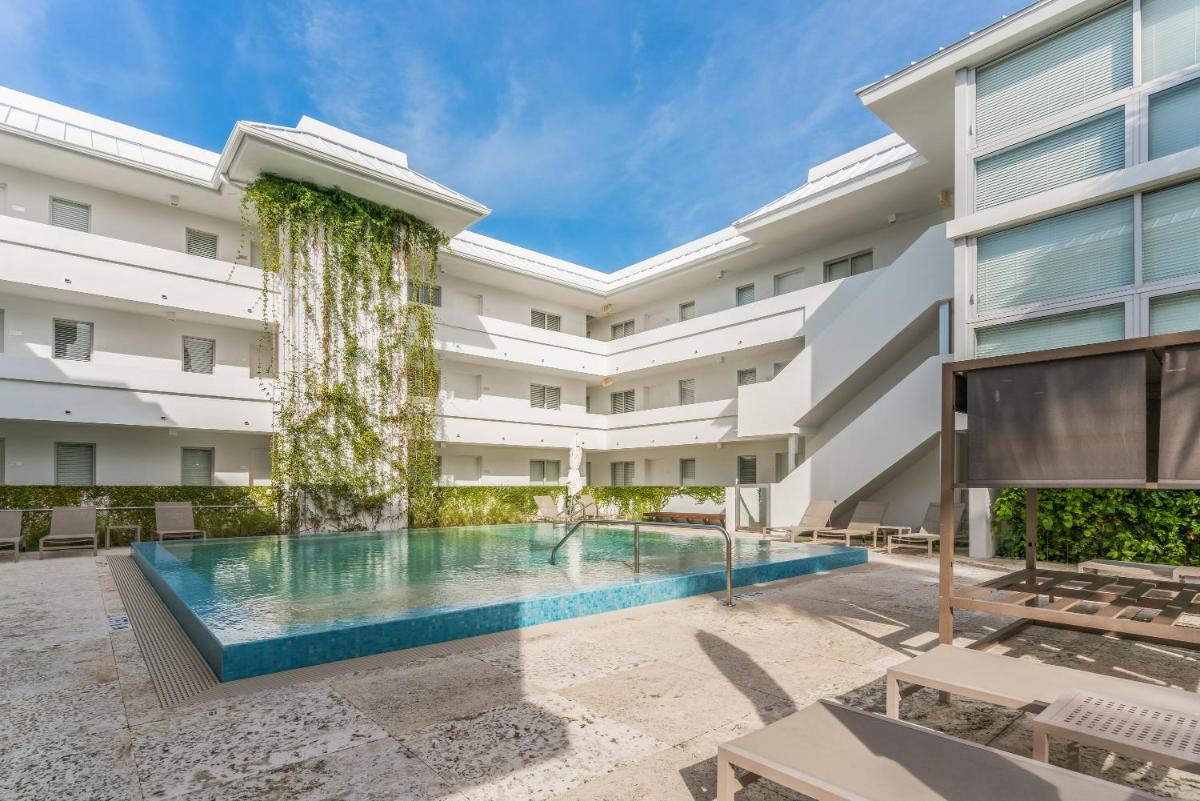 Апартаменты Beach Haus Key Biscayne Contemporary Apartments