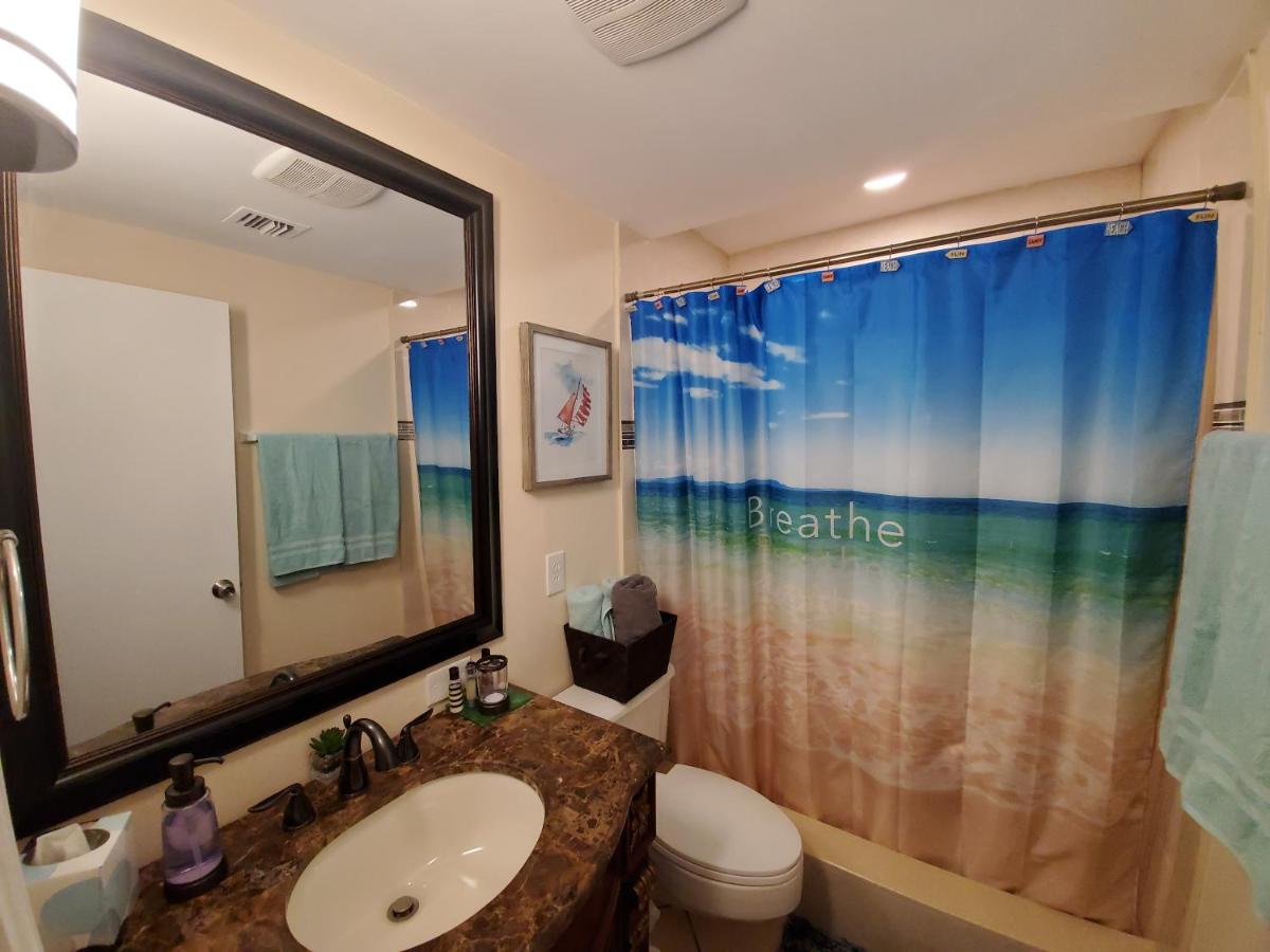Апартаменты Beautiful Spacious and Luxury Delray Beach House! Near the Beach!