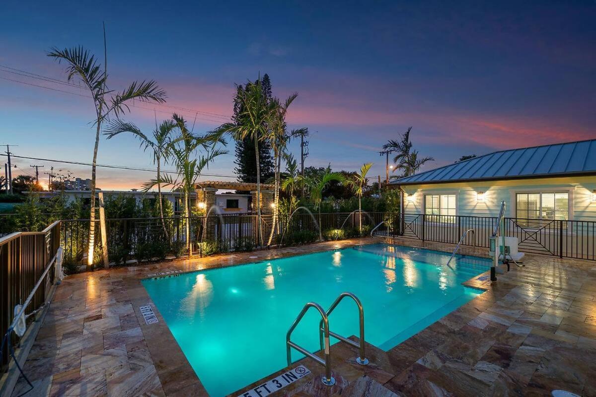 Апартаменты Bermuda Bungalows (Tropical Island Getaway)