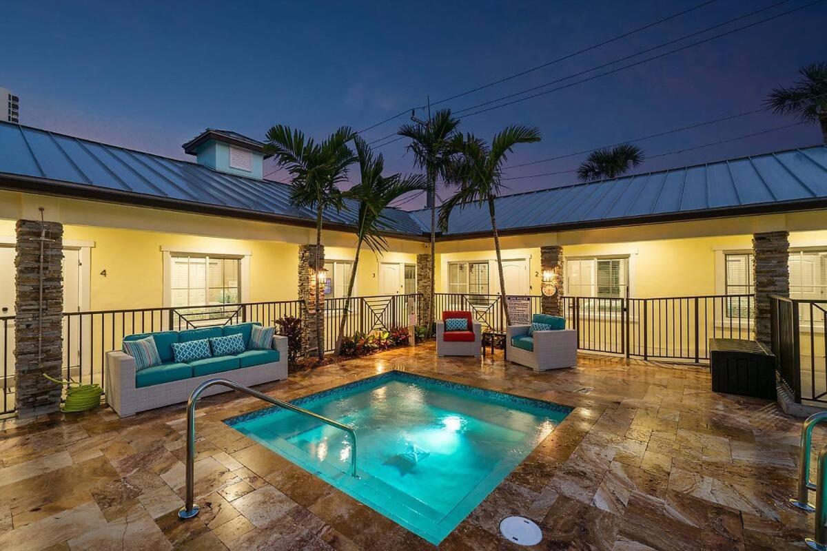 Апартаменты Bermuda Bungalows (Tropical Island Getaway)
