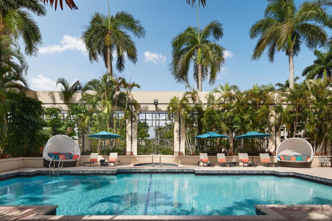 Отель Boca Raton Marriott at Boca Center