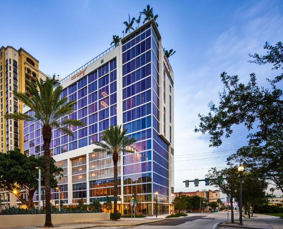 Отель Canopy West Palm Beach — Downtown