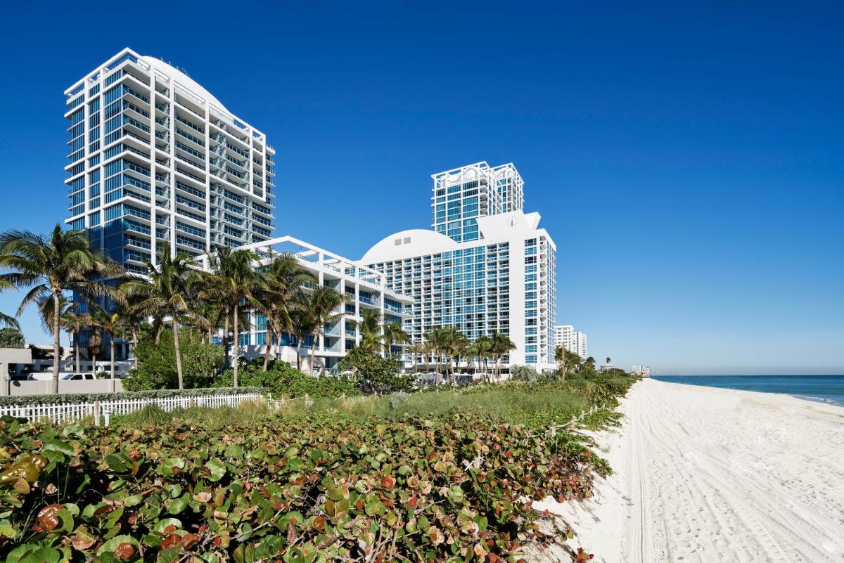 Отель Carillon Miami Wellness Resort