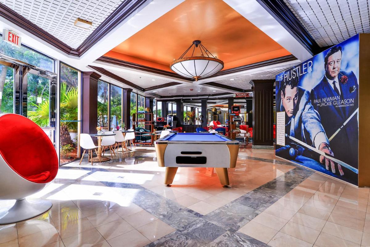 Отель Chateau Mar Golf Resort, Trademark Collection by Wyndham