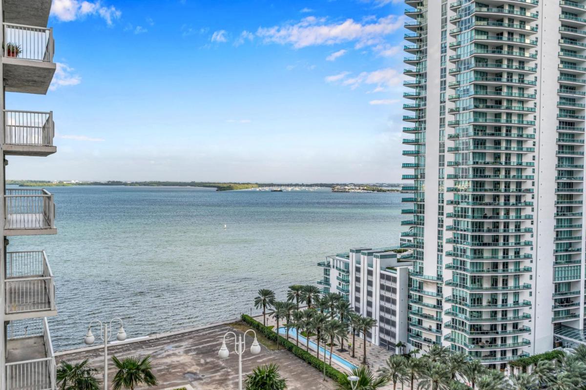 Апартаменты Classy Condo on the Bay w Pool & Gym