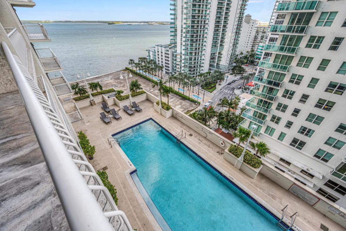 Апартаменты Classy Condo on the Bay w Pool & Gym