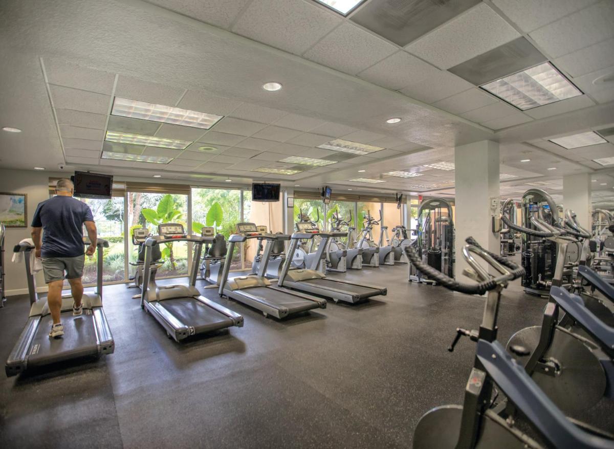 Отель Club Wyndham Palm-Aire