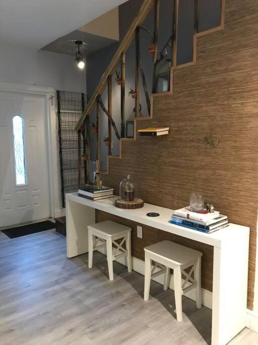 Апартаменты Cozy Chalet near the Design District