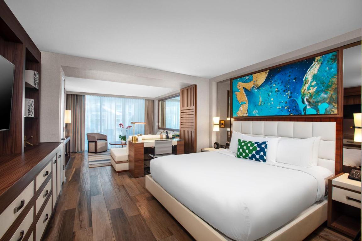 Апартаменты Cozy Condo with Ocean and City Views