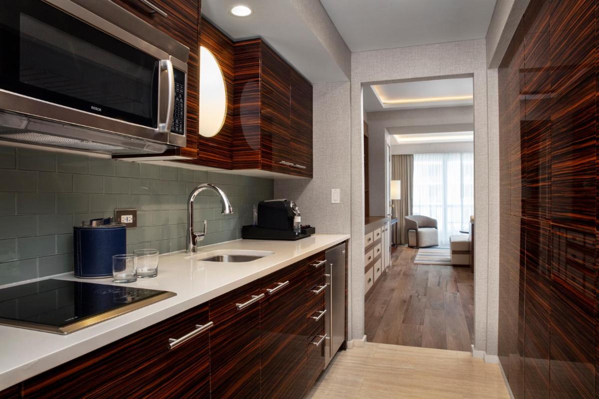 Апартаменты Cozy Condo with Ocean and City Views
