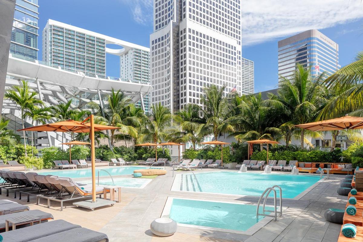 Отель EAST Miami Residences