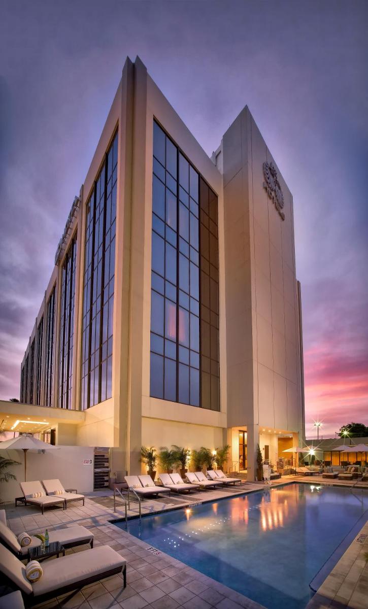 Отель EB Hotel Miami Airport
