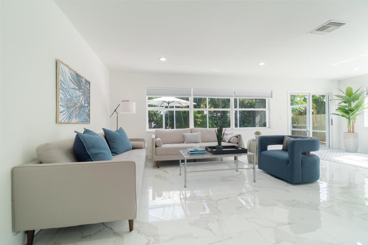 Апартаменты Elegant 5BR West Palm Beach Home Near Beach