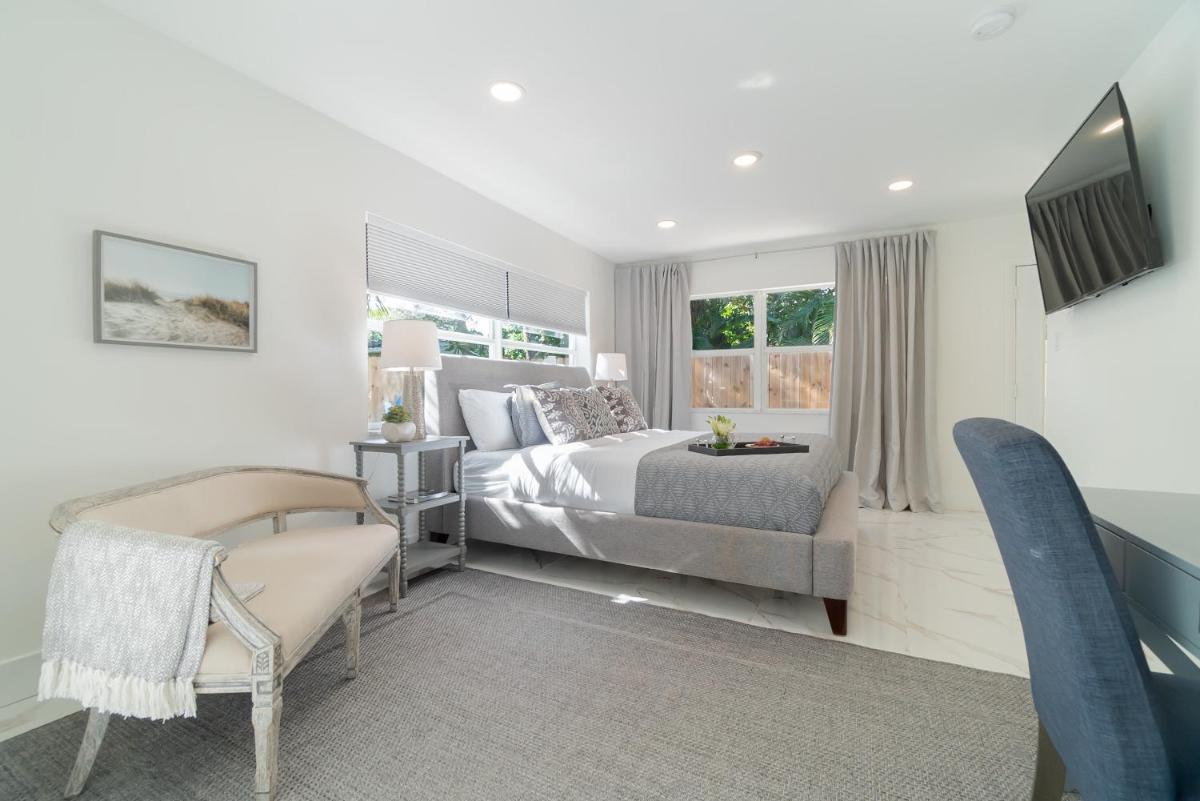 Апартаменты Elegant 5BR West Palm Beach Home Near Beach