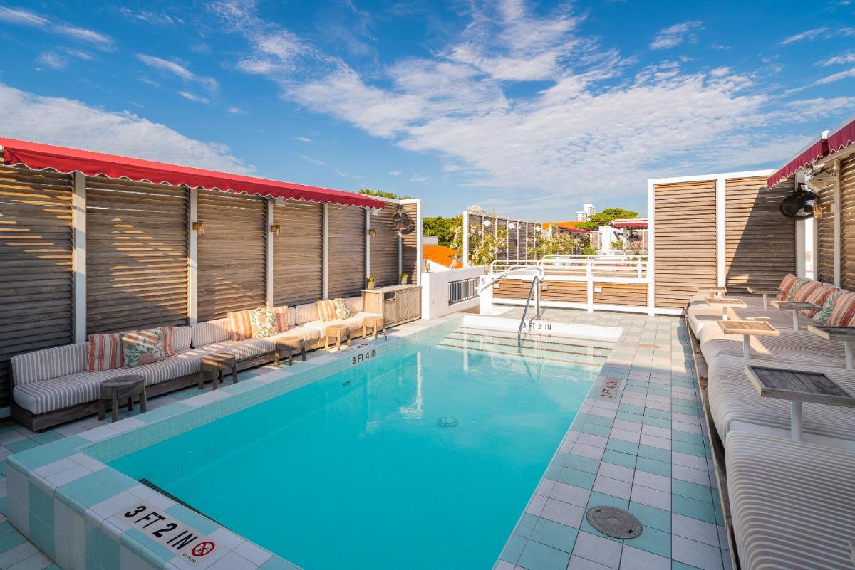 Отель Esme Miami Beach