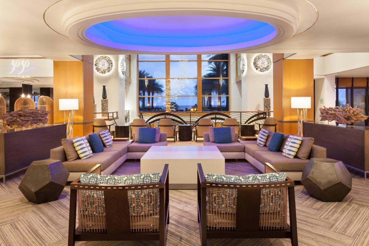 Отель Fort Lauderdale Marriott Harbor Beach Resort & Spa