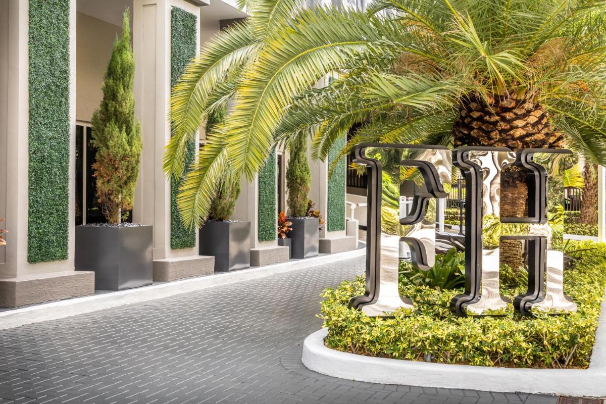 Отель Fortune House Hotel Suites