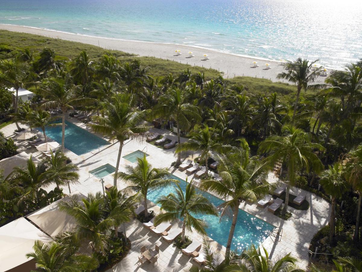 Отель Grand Beach Hotel