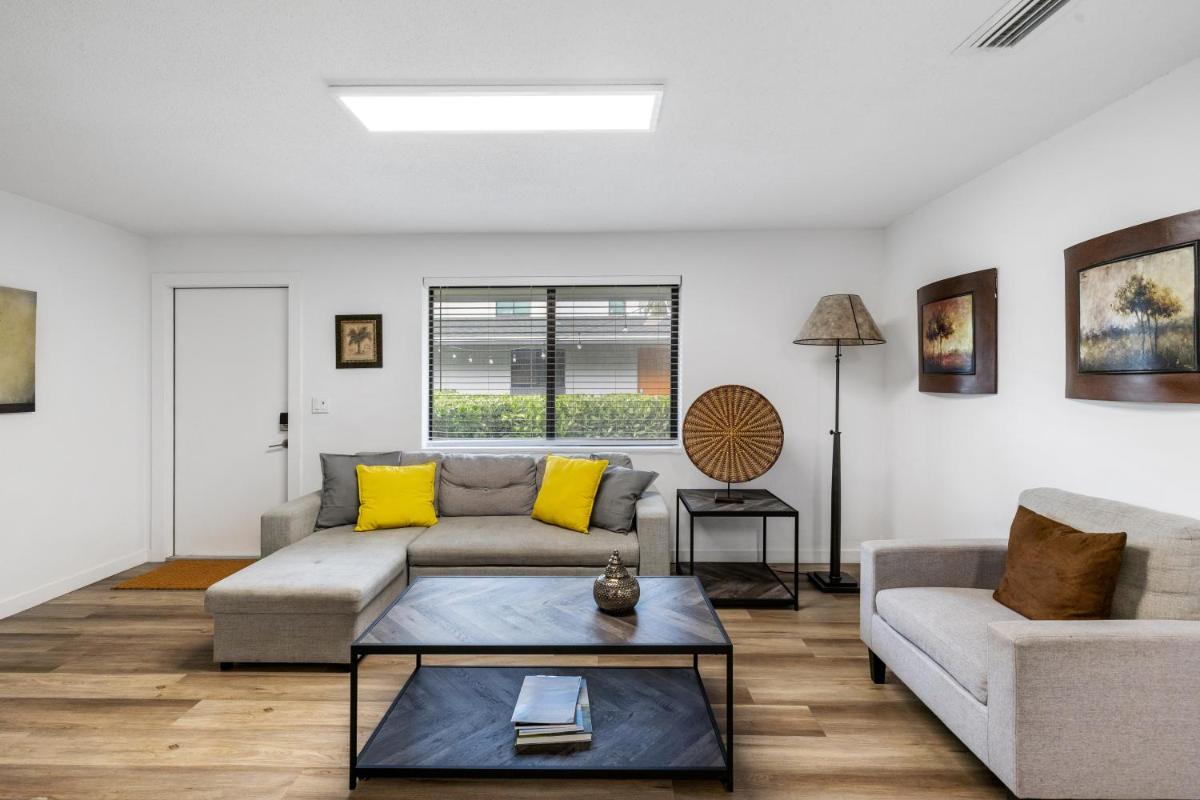 Апартаменты Harbourside Flats