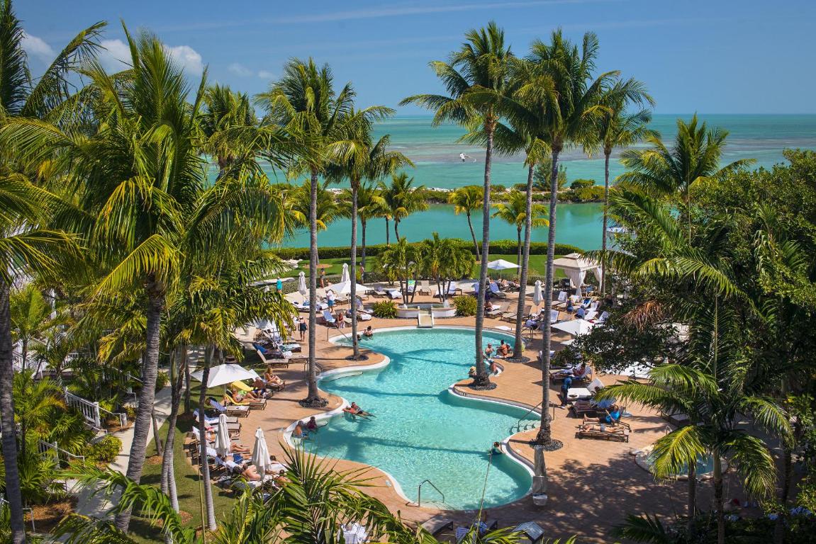 Отель Hawks Cay Resort