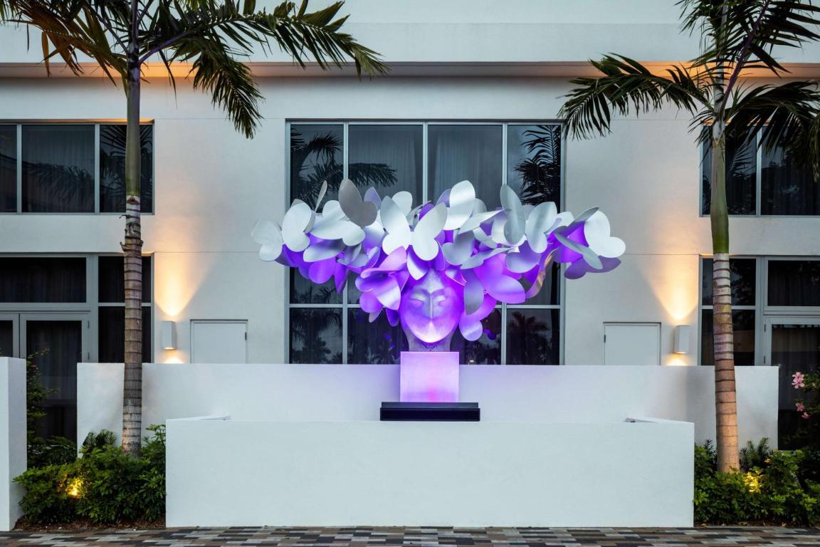 Отель Hilton Aventura Miami