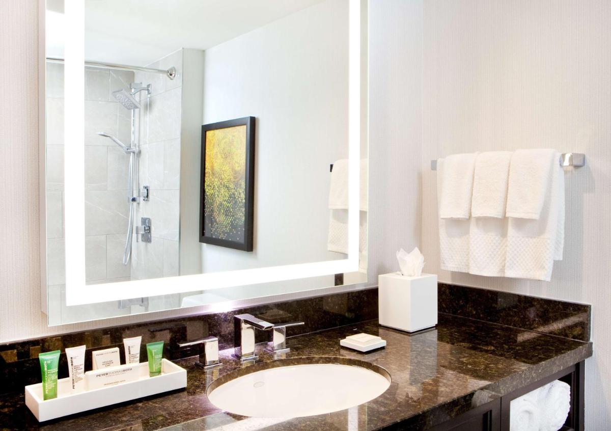 Отель Hilton Miami Downtown