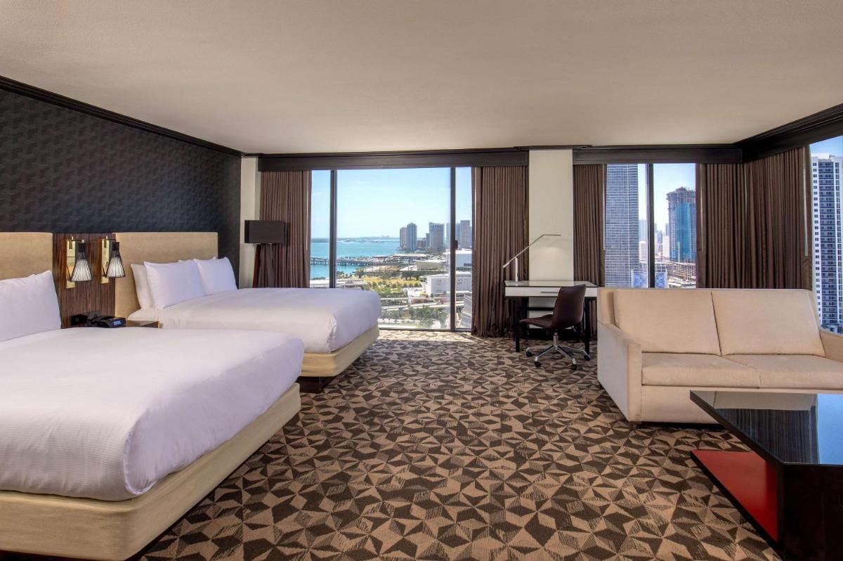 Отель Hilton Miami Downtown