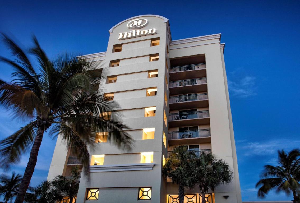 Отель Hilton Singer Island Oceanfront Palm Beaches Resort