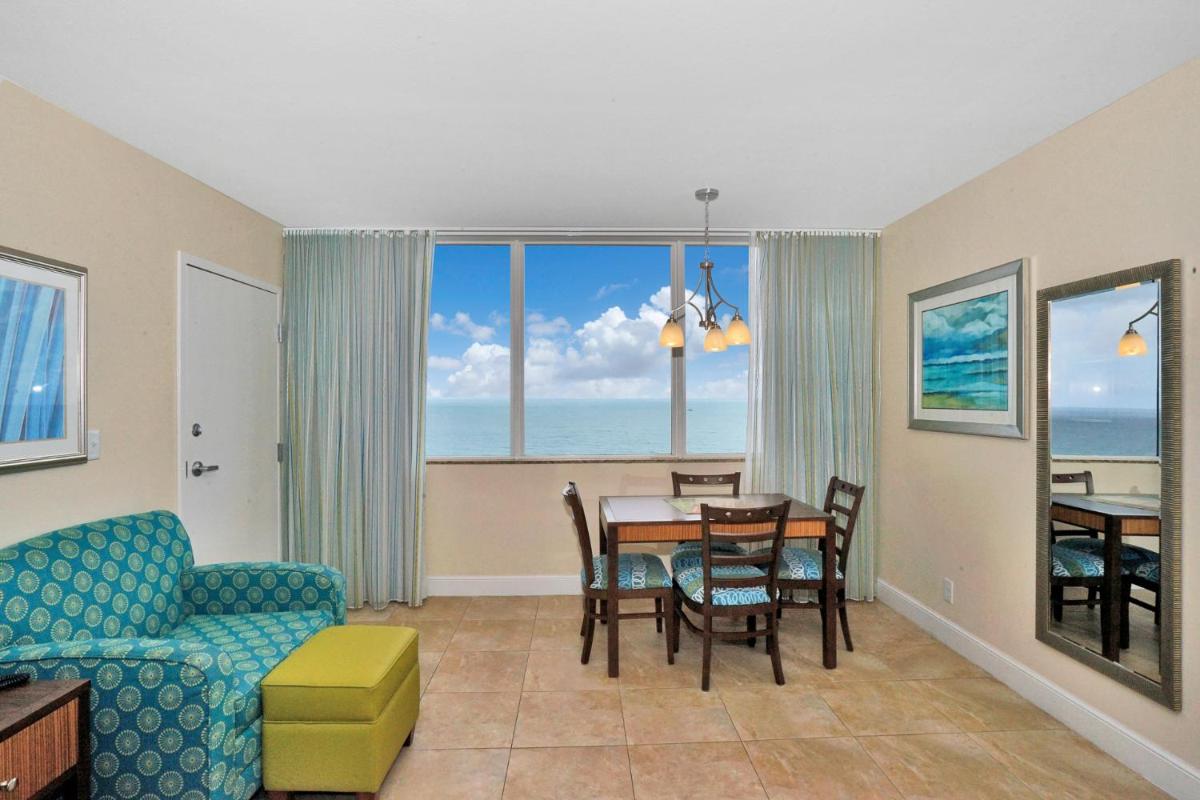 Отель Hollywood Beach Tower by Capital Vacations