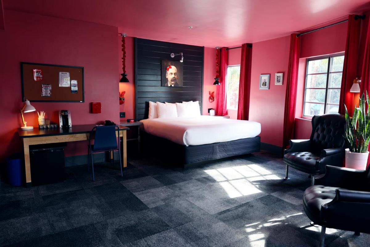 Отель Gaythering — Gay Hotel