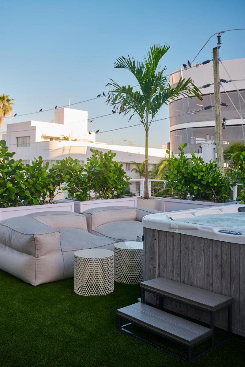 Отель Hotel Greystone — Adults Only