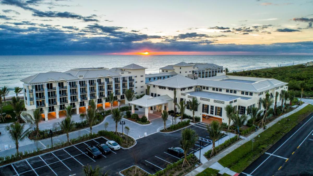 Отель Hutchinson Shores Resort & Spa