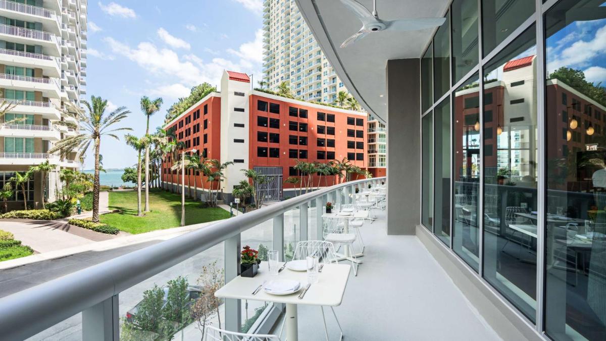 Отель Hyatt Centric Brickell Miami