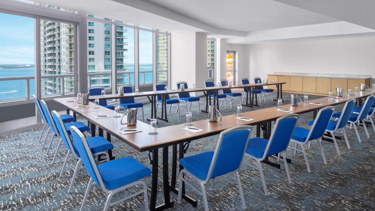 Отель Hyatt Centric Brickell Miami