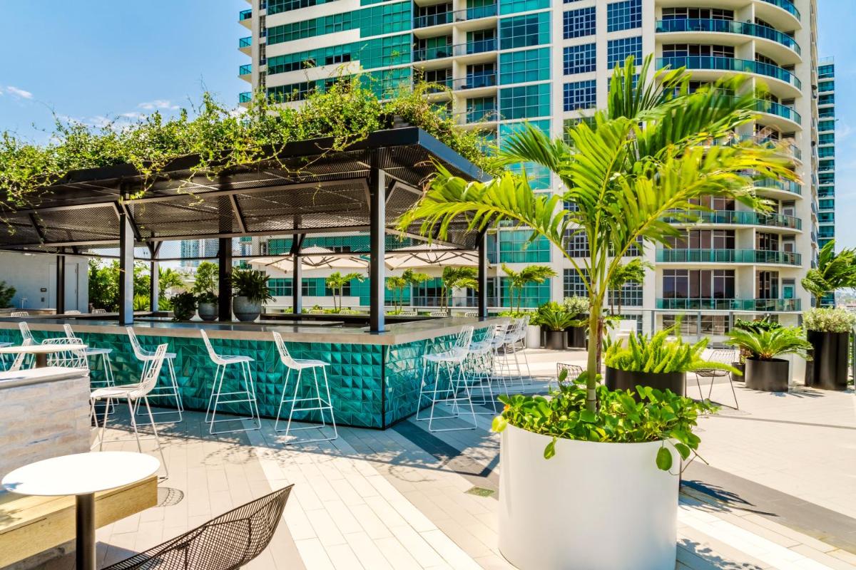 Отель Hyde Suites Midtown Miami