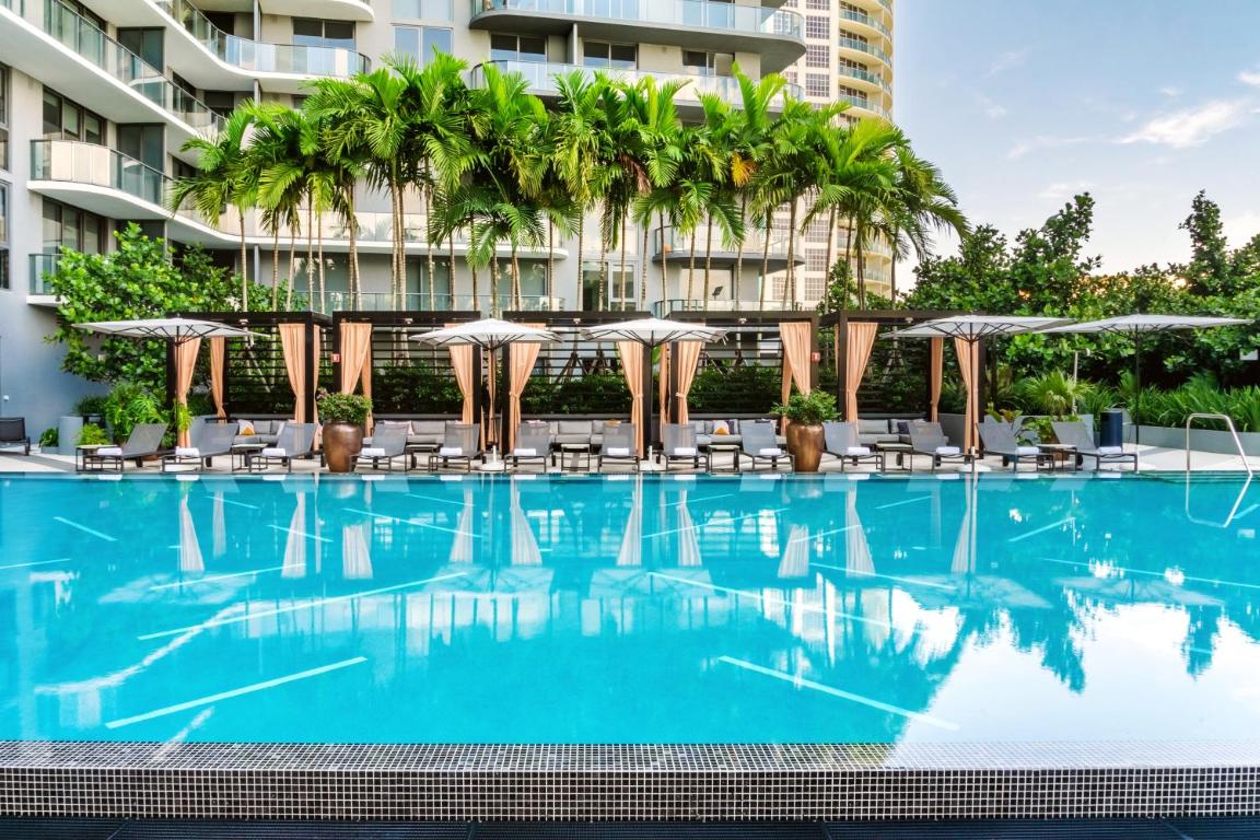 Отель Hyde Suites Midtown Miami