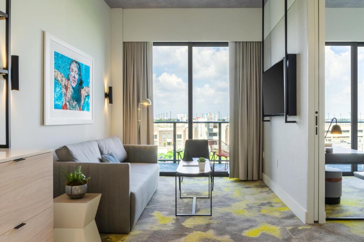 Отель Hyde Suites Midtown Miami