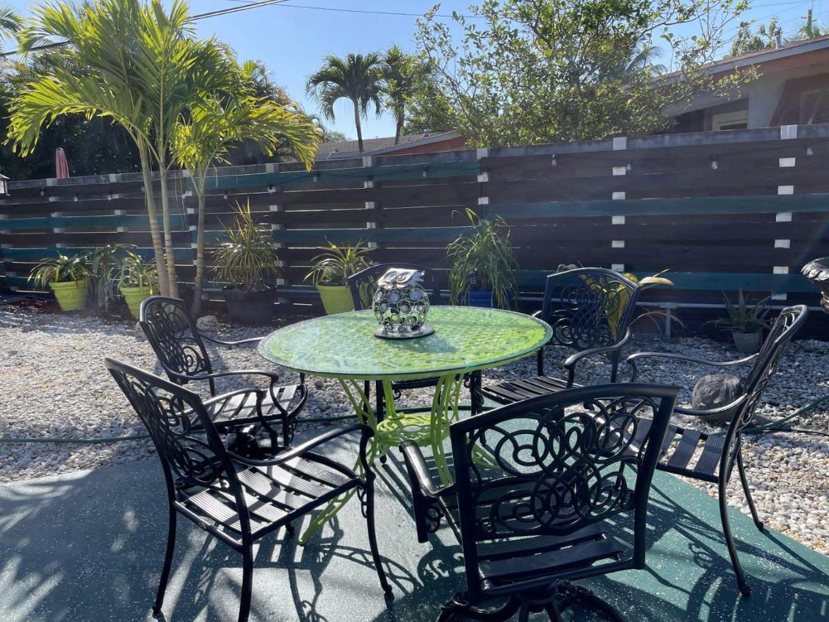 Апартаменты JUNGLE TO BEACH 4 R 3 BR Family and Pet Heated pool