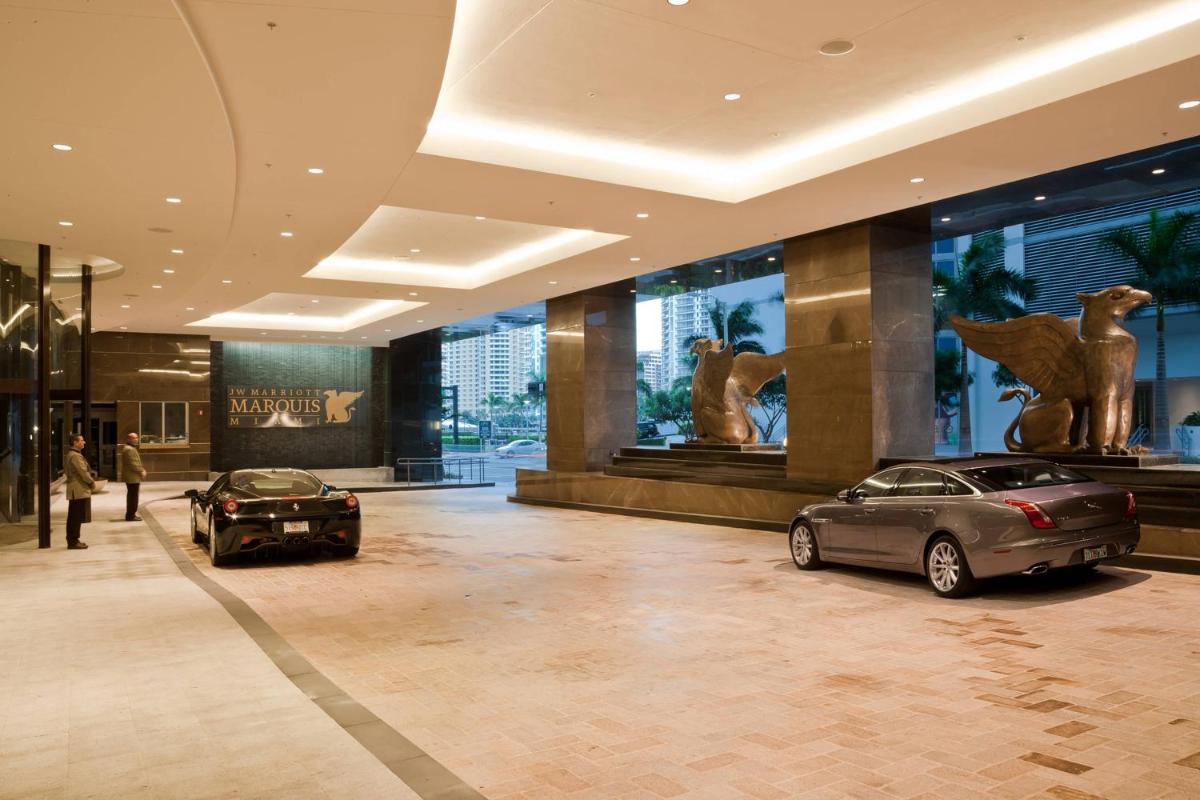 Отель JW Marriott Marquis Miami