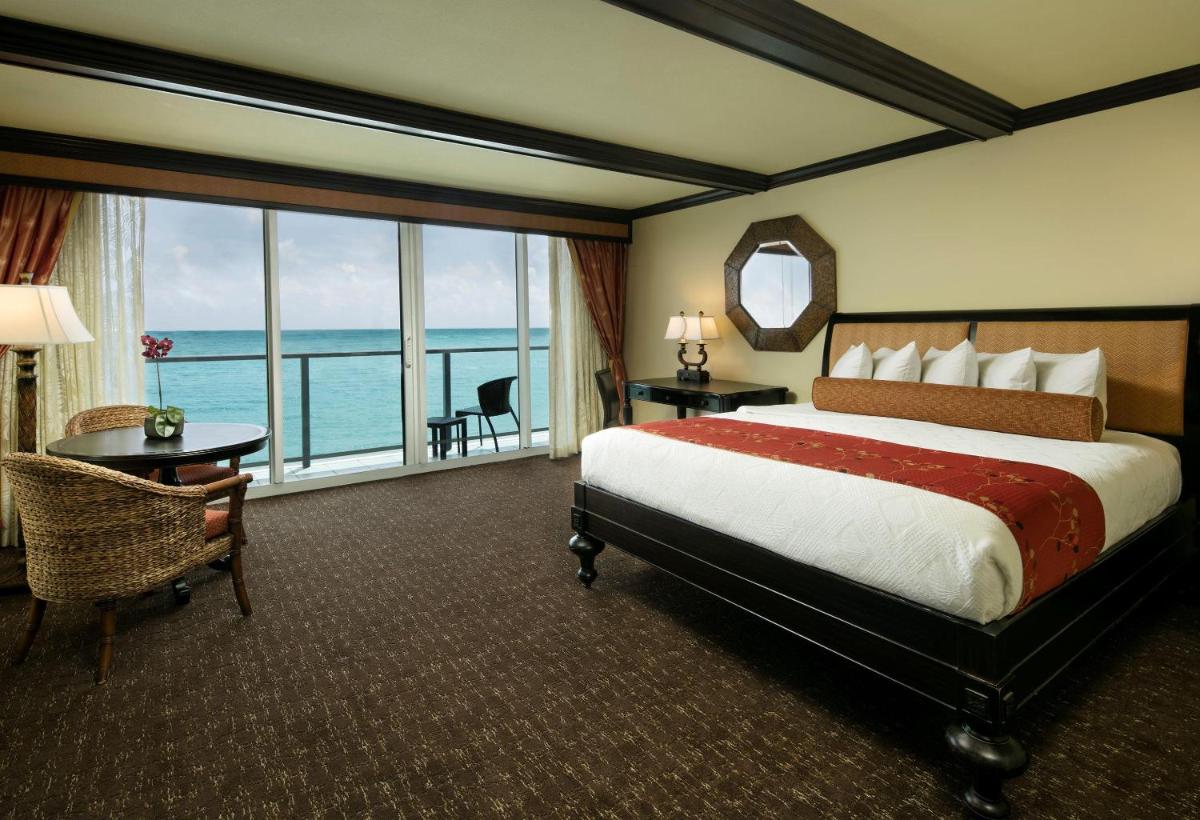 Отель Jupiter Beach Resort & Spa