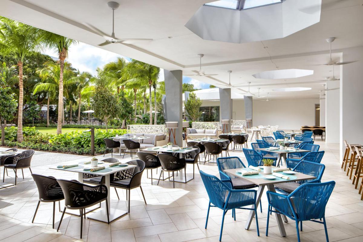 Отель Le Méridien Dania Beach