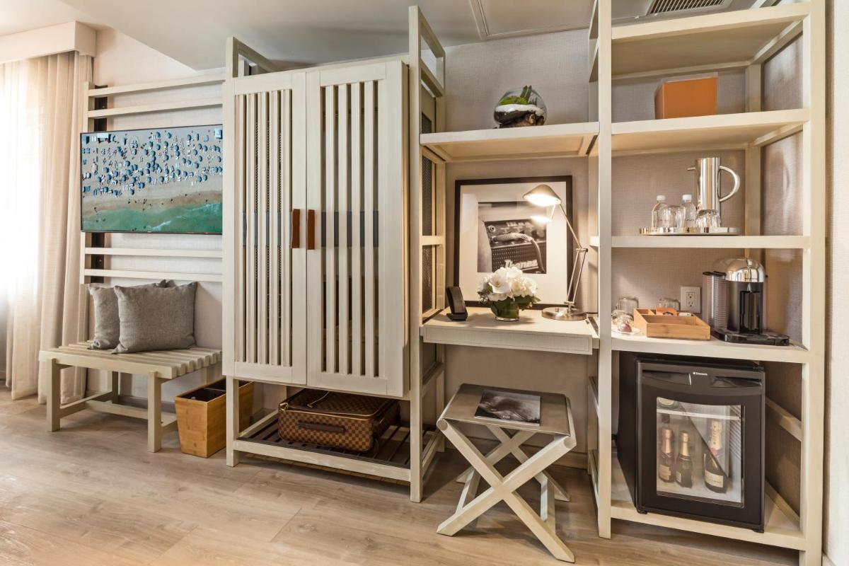 Отель Lennox Miami Beach