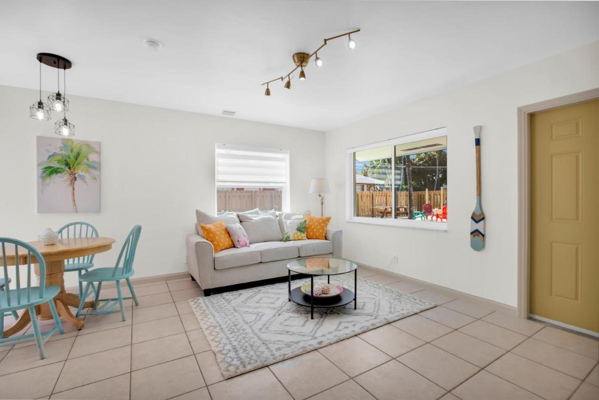 Апартаменты LoKal Rental Tropical Florida destination