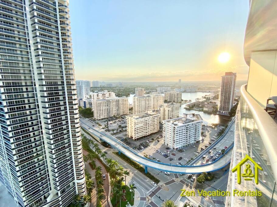 Апартаменты Luxurious 2 bedroom on the Ocean IL